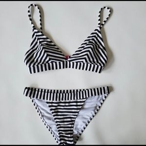 Cabana del Sol blanc & white bikini Swimsuit L